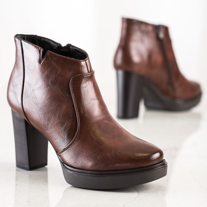 Sabatina Botas bajas en la plataforma marrón 1