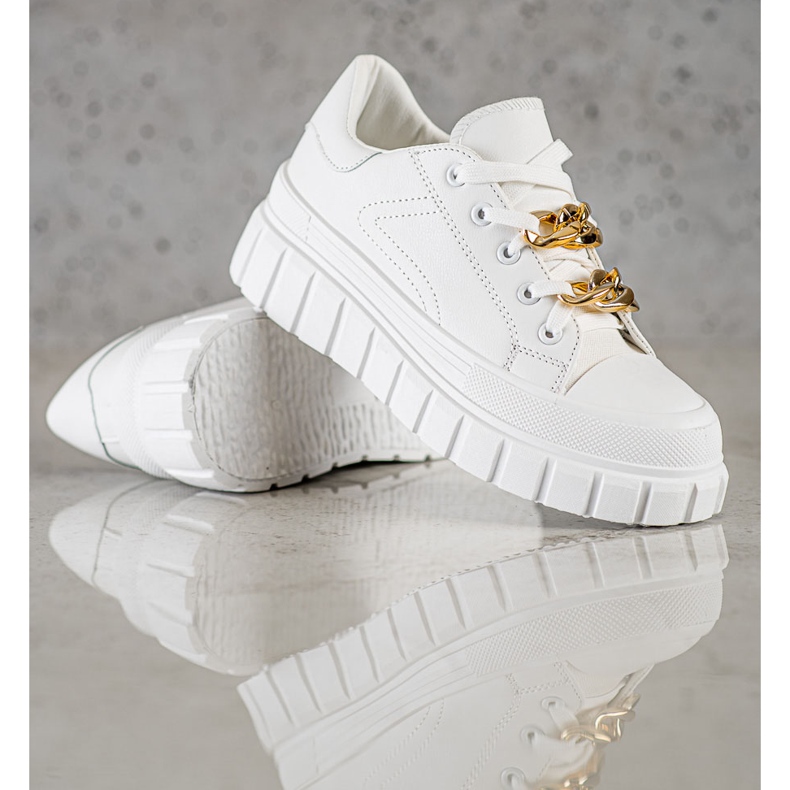 SHELOVET Zapatillas con cadena de moda blanco 1