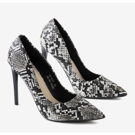 Tacones blancos y negros con el patrón de piel de serpiente de Andrew 1 Tacones blancos y negros con el patrón de piel de serpiente de Andrew 1