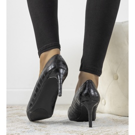 Zapatos negros con tacón de aguja Byatt 1