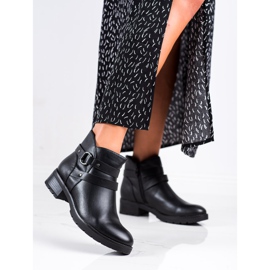Clowse Botas casual con cinturón decorativo negro 4