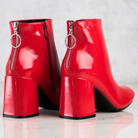 Lucky Shoes Botas lacadas en el poste rojo 1