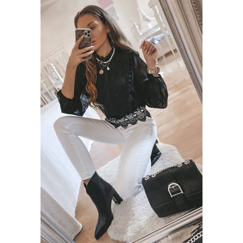 Botines negros clásicos en el poste de Melanie 2