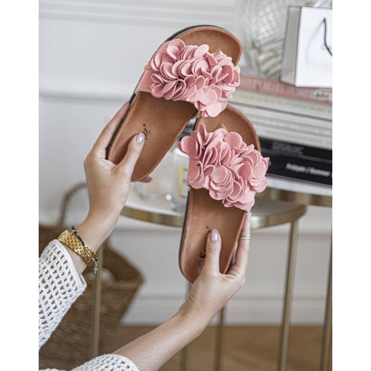 Pantuflas rosa esperanza con flores 1