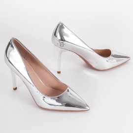 Tacones plateados con parte superior April barnizada plata 1