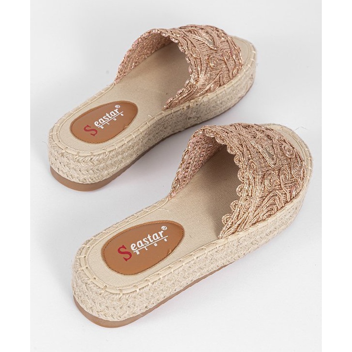 Zapatillas rosas en la plataforma Sudden Draft 1