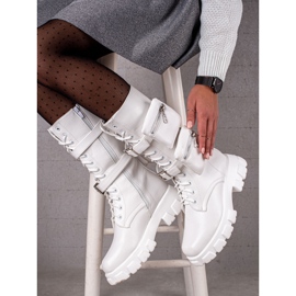 TRENDI Trabajadores de la moda con bolsillos blanco 1