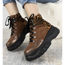 Zapatillas de invierno marrones con el tema animal de Cesaria marrón 3