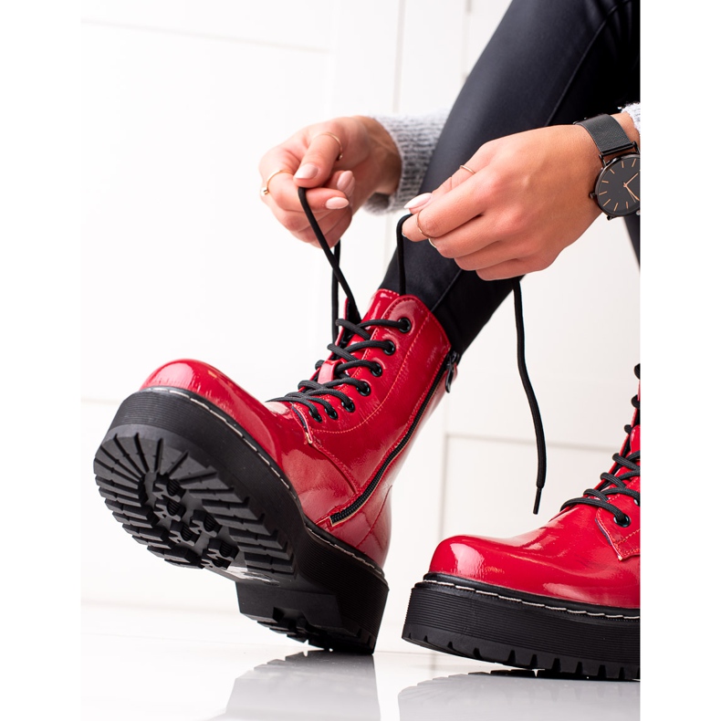 Evento Tramperos rojos en la plataforma 2 Evento Tramperos rojos en la plataforma 2