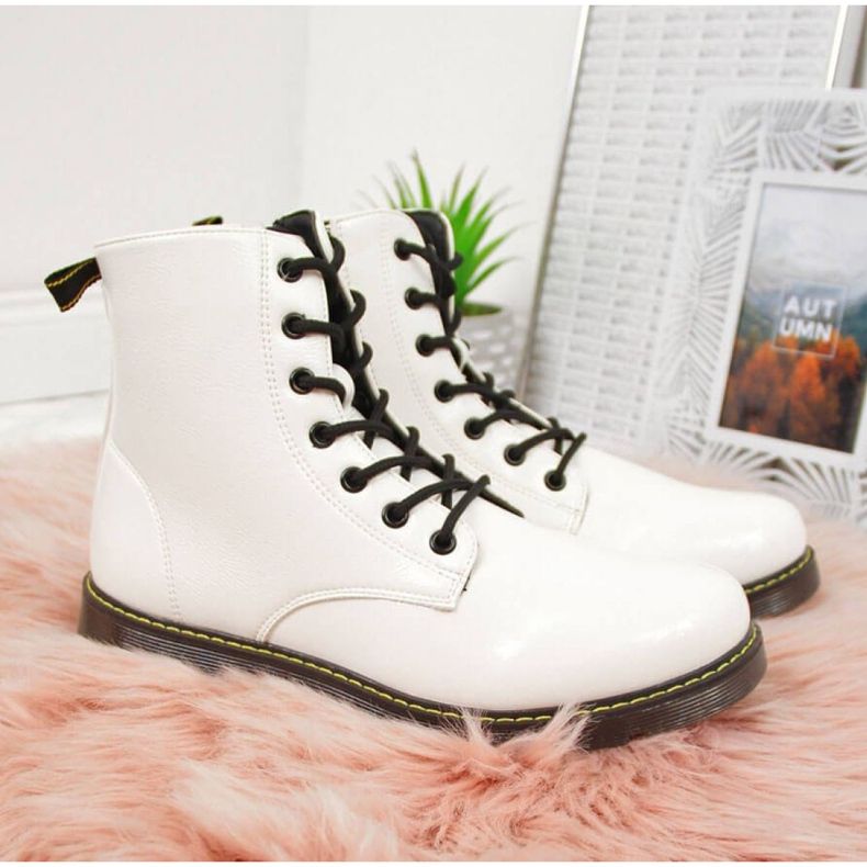 Botas insuladas lacadas Miss E Jr EVE251B blanco 1
