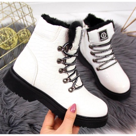 Bota charol Jr EVE320B blanco 2