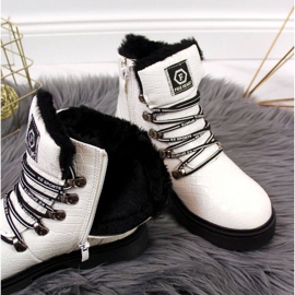 Bota charol Jr EVE320B blanco 3