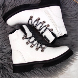 Bota charol Jr EVE320B blanco 4