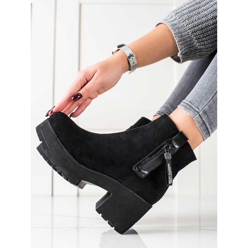 Ideal Shoes Botas de moda en la plataforma negro 2