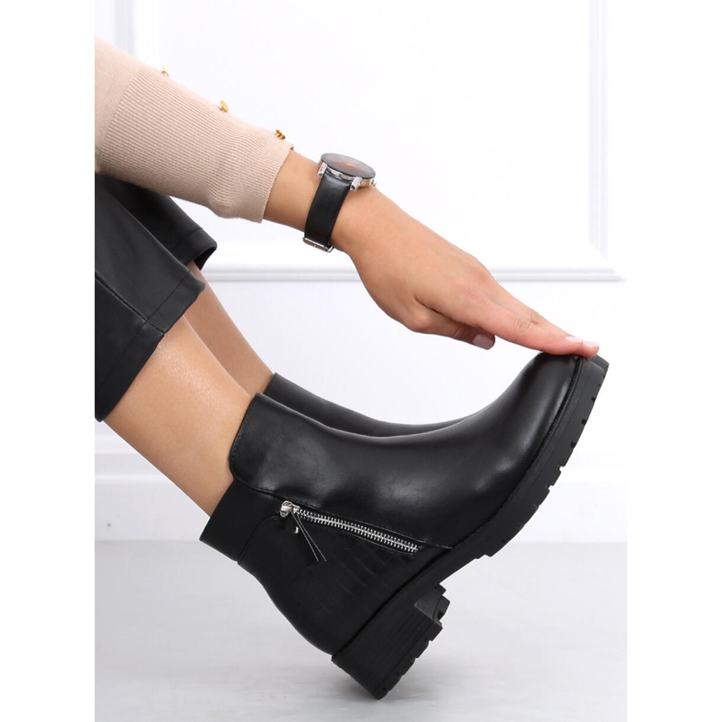 Botines Chelsea Mujer Kora Negro 2