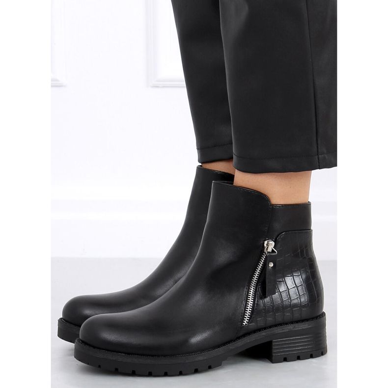 Botines Chelsea Mujer Kora Negro 1