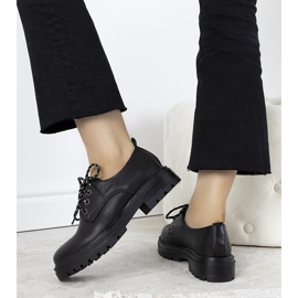 Zapatos negros con suela gruesa de Gingras 2