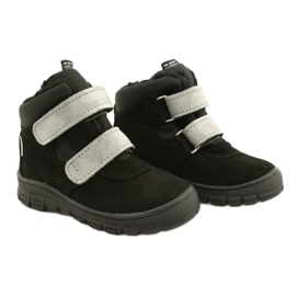 Botas Negras Impermeables con Velcro Mazurek 1360 negro gris 4