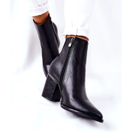 POTOCKI Botas negras clásicas de Airah en tacón alto negro 2 POTOCKI Botas negras clásicas de Airah en tacón alto negro 2