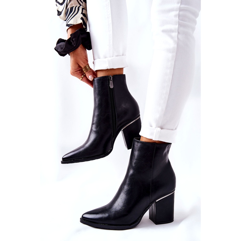 POTOCKI Botas negras clásicas de Airah en tacón alto negro 3 POTOCKI Botas negras clásicas de Airah en tacón alto negro 3