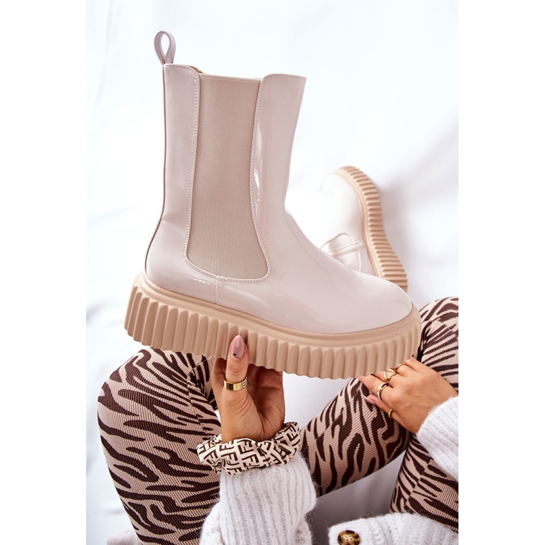 Botas Altas Lacadas Sobre Plataforma Sereia Beige 1