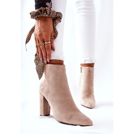 PS1 Botas De Ante En Una Barra Rinasa Beige 6