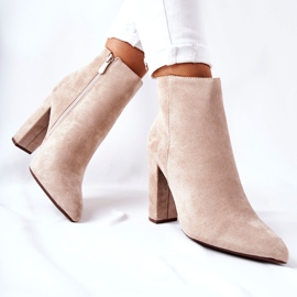 PS1 Botas De Ante En Una Barra Rinasa Beige 3