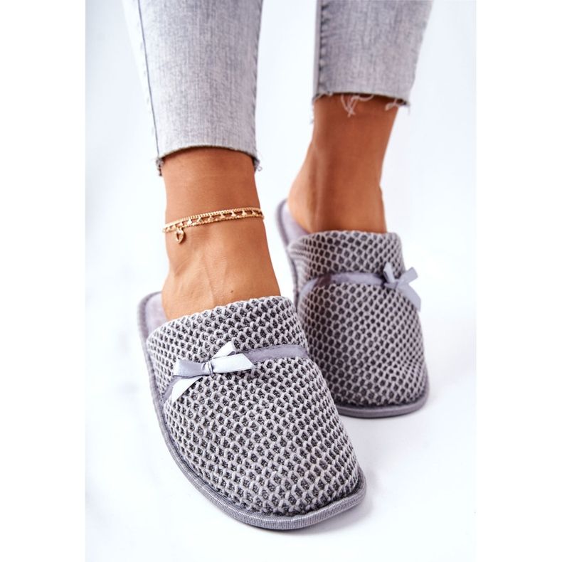 Pantuflas De Mujer Con Lazo Gris Evira 1