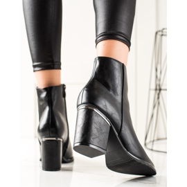 W. Potocki Botas en Szpic Potocki negro 1 W. Potocki Botas en Szpic Potocki negro 1