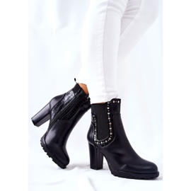 PG1 Botas en un poste con Wissey Jets negros 3