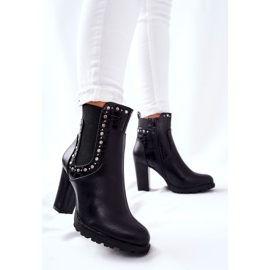 PG1 Botas en un poste con Wissey Jets negros 2