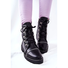 PG1 Botas clásicas de cuero negro Daiane atadas 3