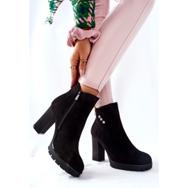 PG1 Botas de ante negro Lagerlla en un poste 6