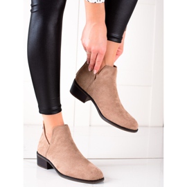 Evento Botines clásicos con corte beige 1