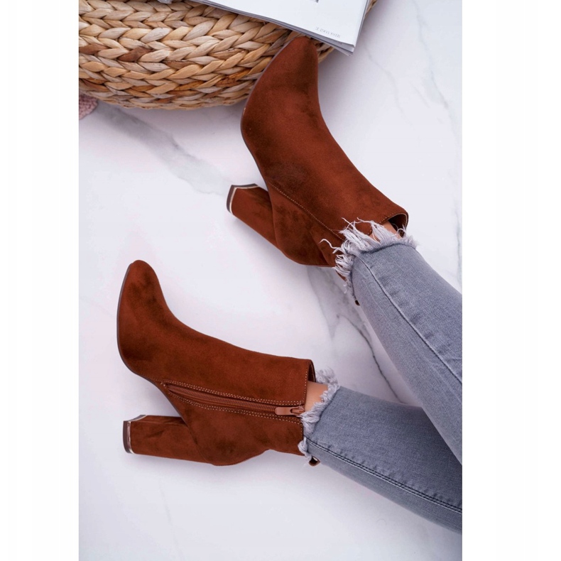 Botas de tacón alto color camel para mujer marrón 4