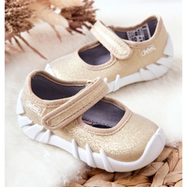 BEFADO S.A. Inblu Shiny 109P224 Pantuflas de bailarina doradas 5