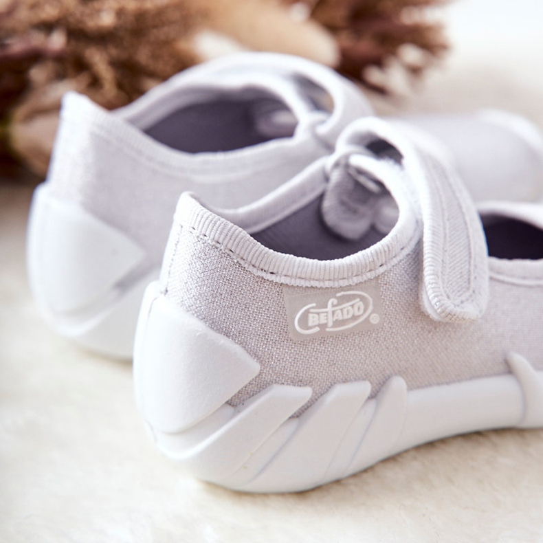 BEFADO S.A. Pantuflas Inblu Shiny 109P222 Plata 2