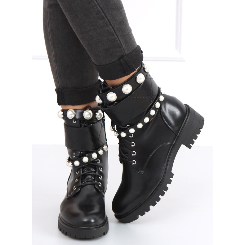 Trabajadores de Gabo Black pearl negro 2