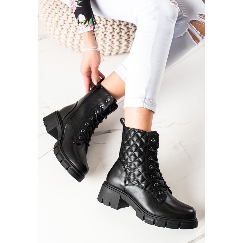 Bestelle Tramperos acolchados clásicos negro 1