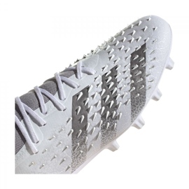 Botas de fútbol Adidas Predator Freak.1 Low Ag M GZ2806 gris blanco blanco 3