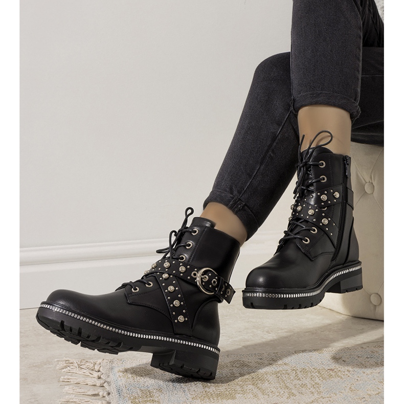 Botas negras con aislamiento de Joann negro 1 Botas negras con aislamiento de Joann negro 1
