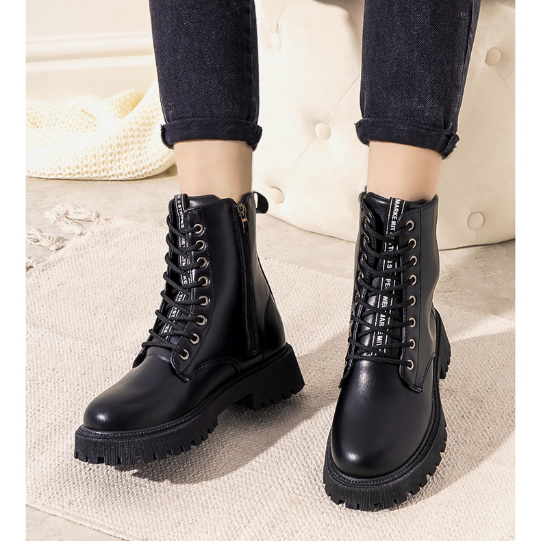 Botas negras de mujer con aislamiento Cynthia negro 1 Botas negras de mujer con aislamiento Cynthia negro 1