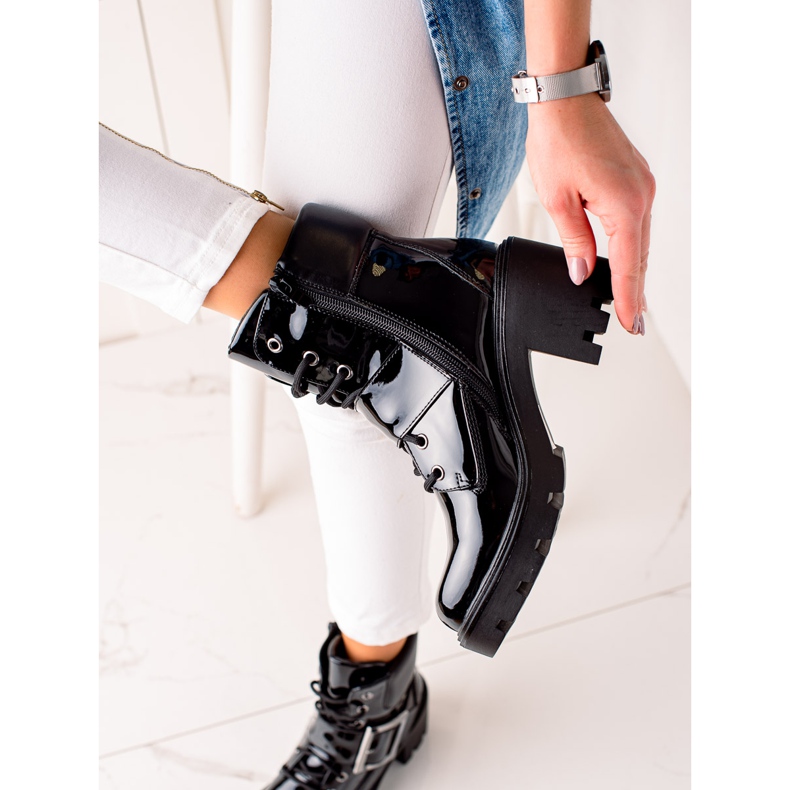 Evento Trabajadores lacados en tacones altos negro 1