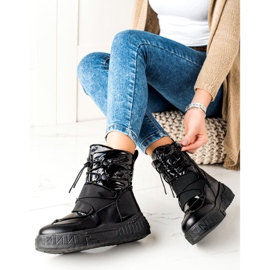 TRENDI Cómodas botas de nieve en la plataforma negro 2