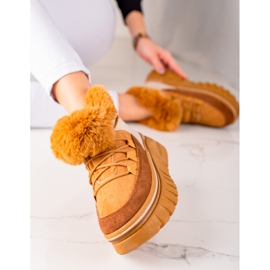 TRENDI Botas de nieve en la plataforma con piel beige marrón 1
