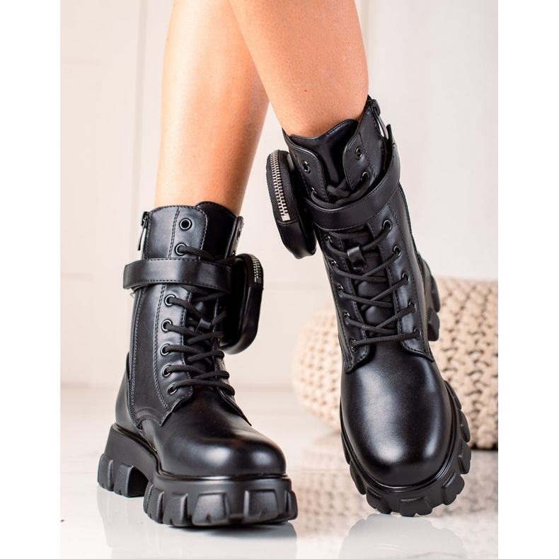 TRENDI Trabajadores negros de moda 1