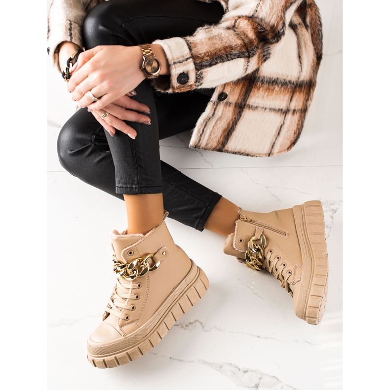 TRENDI Botas Calientes Zapatillas beige 1 TRENDI Botas Calientes Zapatillas beige 1