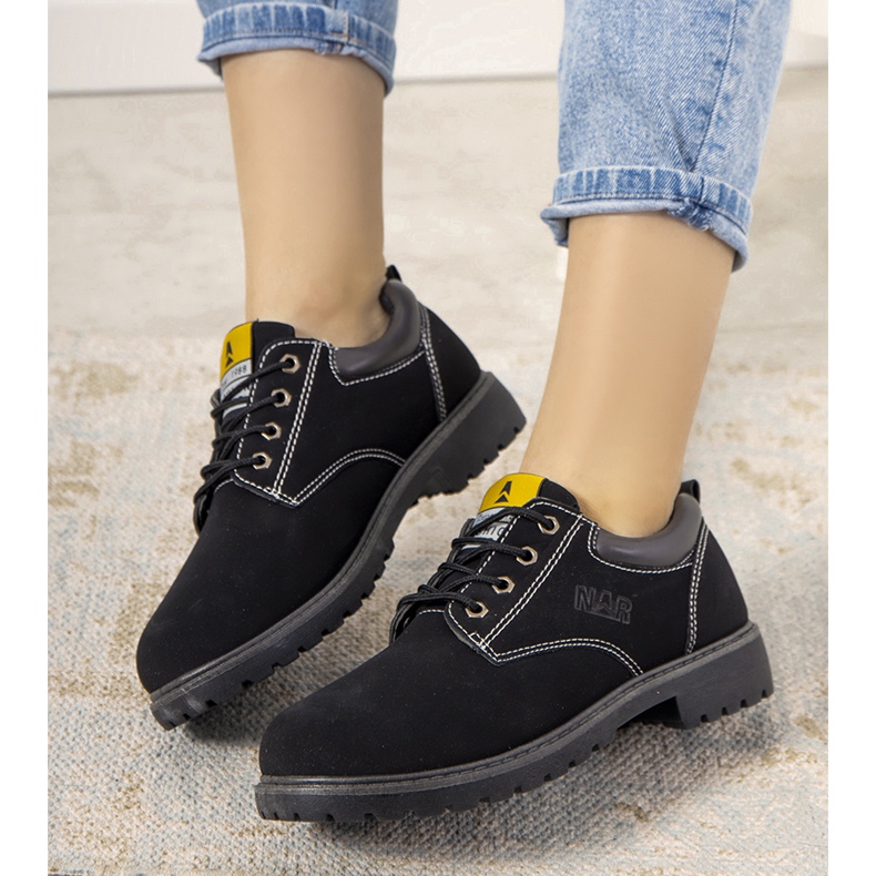 Zapatos negros sobre suela gruesa Pelland 2