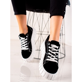 TRENDI Zapatillas negras en la plataforma negro 1