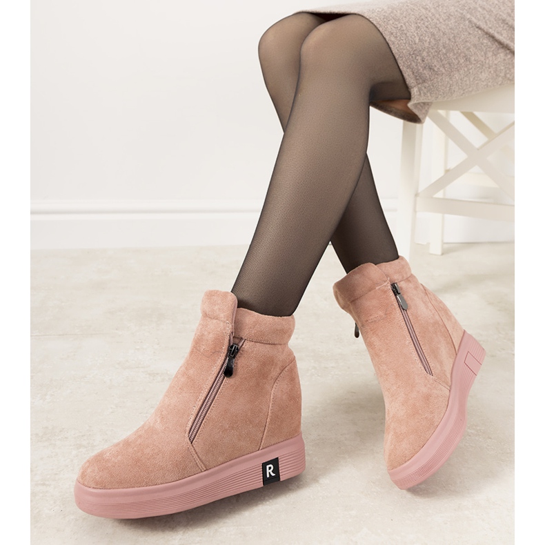 Botas de mujer rosa en la cuña Brousse 1